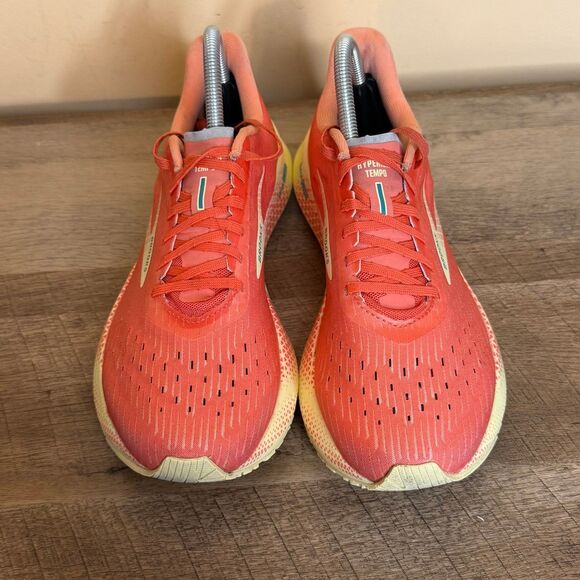 Brooks Hyperion Tempo women’s Size 9 coral yellow Shoes - Picture 4 of 8